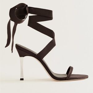 Louisada Strappy Sandal
Reformation x Laura Harrier